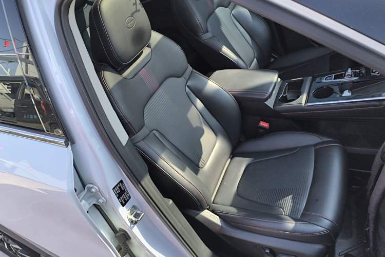 Used GAC Trumpchi EMKOO 2022 1.5T Supernova Pro Edition Right Front Seat