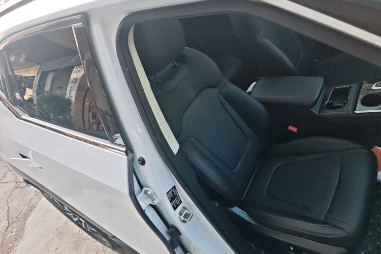 Used GAC Trumpchi EMKOO 2022 1.5T Supernova Pro Edition Right Front Seat