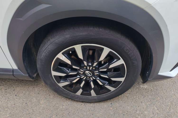 Used GAC Trumpchi EMKOO 2022 1.5T Supernova Pro Edition Right Front Wheel Hub