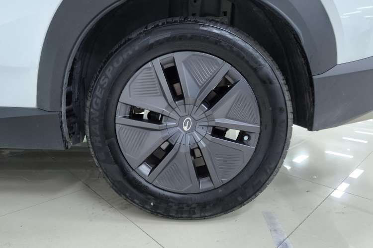 Used GAC Trumpchi EMKOO 2022 1.5T Supernova Edition Right Front Wheel Hub