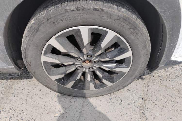 Used GAC Trumpchi EMKOO 2022 2.0 ATK TwinStar Pro Edition Right Front Wheel Hub