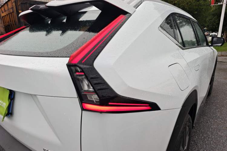 Used GAC Trumpchi EMKOO 2022 2.0 ATK Gemini Edition Right Rear Taillight