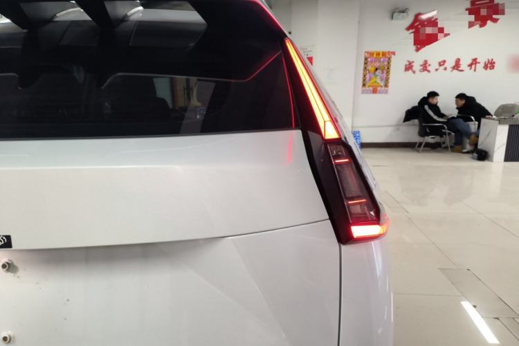 Used GAC Trumpchi EMKOO 2022 2.0 ATK TwinStar Pro Edition Right Rear Taillight