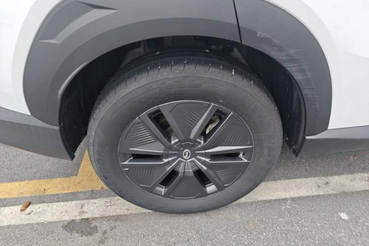 Used GAC Trumpchi EMKOO 2022 2.0 ATK Gemini Edition Right Rear Wheel Hub