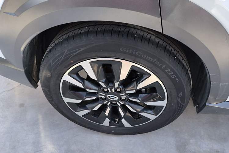 Used GAC Trumpchi EMKOO 2022 1.5T Supernova Pro Edition Right Rear Wheel Hub