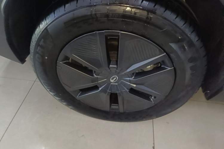 Used GAC Trumpchi EMKOO 2022 1.5T Supernova Edition Right Rear Wheel Hub