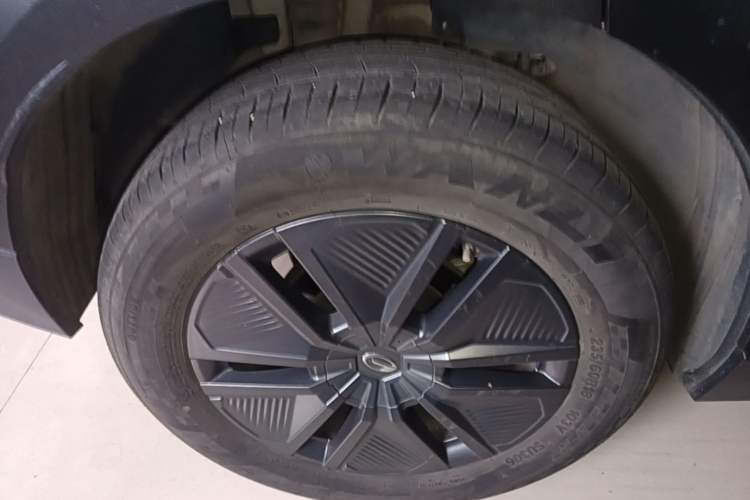 Used GAC Trumpchi EMKOO 2022 2.0 ATK Gemini Edition Right Rear Wheel Hub