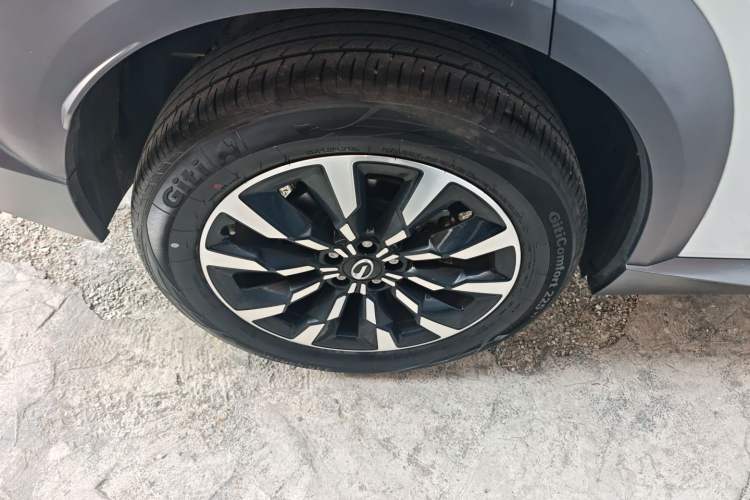 Used GAC Trumpchi EMKOO 2022 1.5T Supernova Pro Edition Right Rear Wheel Hub
