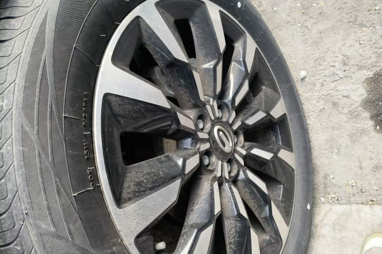 Used GAC Trumpchi EMKOO 2022 1.5T Supernova Pro Edition Right Rear Wheel Hub