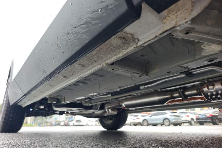 Used GAC Trumpchi EMKOO 2022 2.0 ATK Gemini Edition Right Side Sill