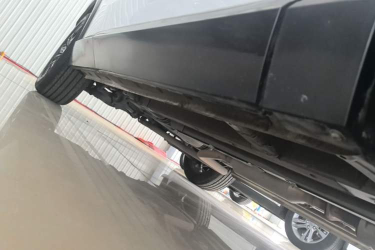Used GAC Trumpchi EMKOO 2022 1.5T Supernova Pro Edition Right Side Sill