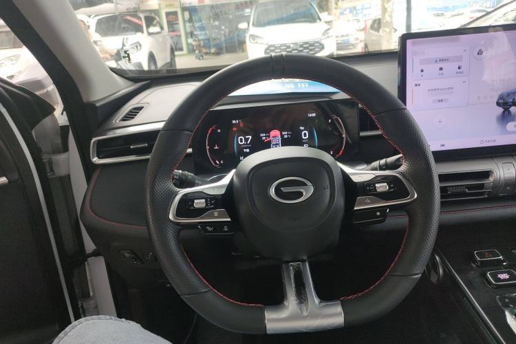 Used GAC Trumpchi EMKOO 2022 2.0T Neutron Star Pro Edition Steering Wheel
