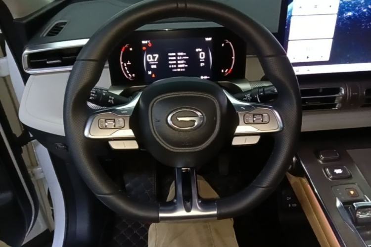 Used GAC Trumpchi EMKOO 2022 1.5T Supernova Pro Edition Steering Wheel