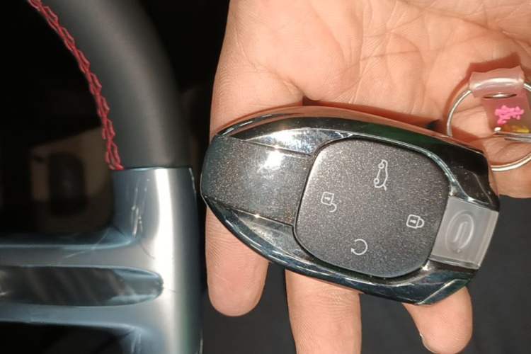 Used GAC Trumpchi EMKOO 2022 1.5T Supernova Pro Edition Vehicle Key