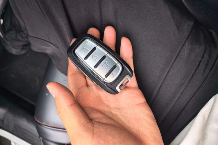 Used GAC Trumpchi EMKOO 2022 1.5T Supernova Max Edition Vehicle Key
