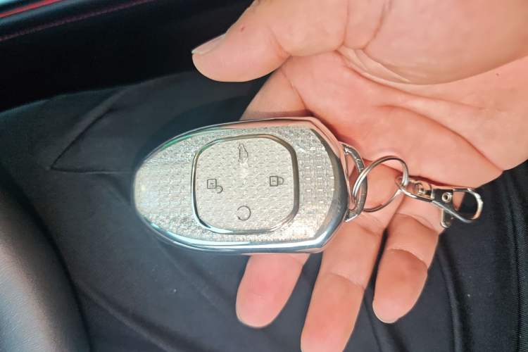 Used GAC Trumpchi EMKOO 2022 1.5T Supernova Pro Edition Vehicle Key