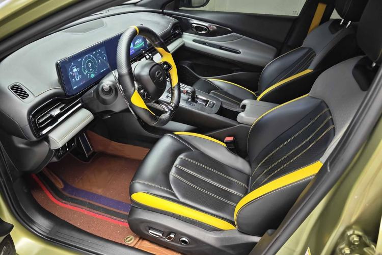 Used GAC Trumpchi EMPOW 2022 270T DCT J16 Galaxy Fighter Edition Interior 3