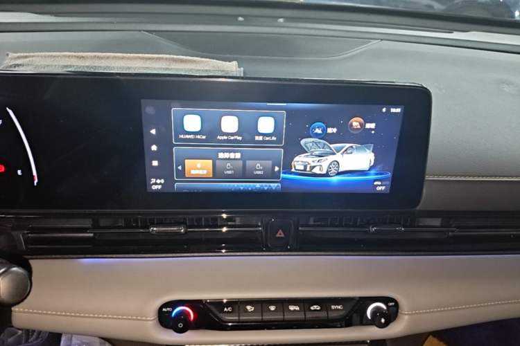 Used GAC Trumpchi EMPOW 2021 270T DCT J15 Version Audio And AC Panel