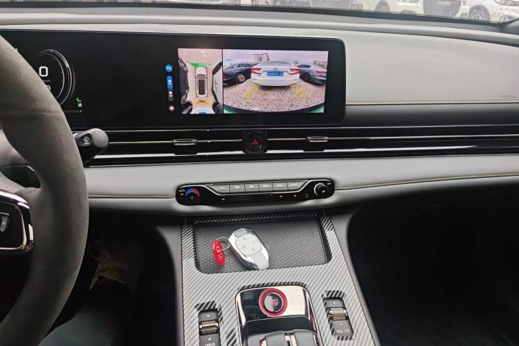 Used GAC Trumpchi EMPOW 2021 270T DCT J16 Version Audio And AC Panel