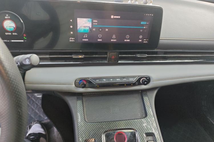 Used GAC Trumpchi EMPOW 2021 270T DCT J16 Version Audio And AC Panel