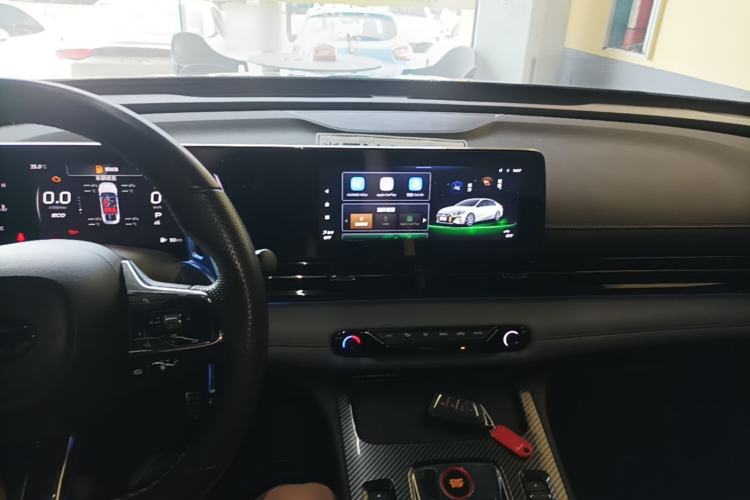 Used GAC Trumpchi EMPOW 2021 270T DCT J15 Version Center Console