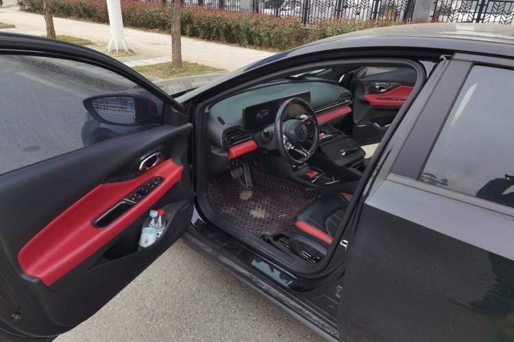 Used GAC Trumpchi EMPOW 2021 270T DCT J15 Version Driver Seat
