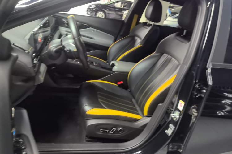 Used GAC Trumpchi EMPOW 2021 270T DCT J16 Version Driver Seat