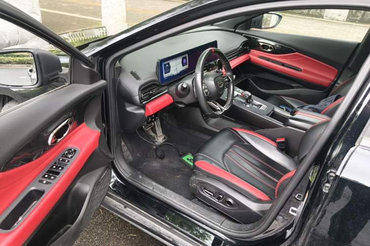 Used GAC Trumpchi EMPOW 2021 270T DCT J16 Version Driver Seat