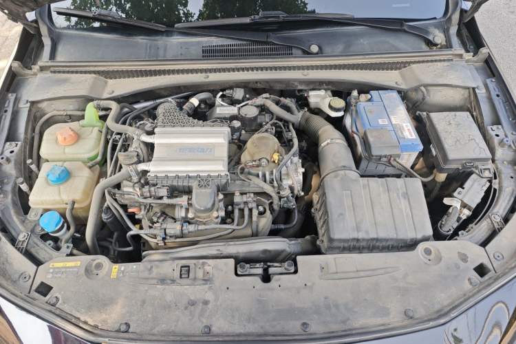 Used GAC Trumpchi EMPOW 2021 270T DCT J16 Version Engine Bay