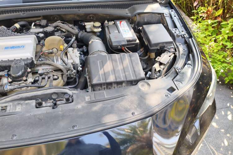 Used GAC Trumpchi EMPOW 2021 270T DCT J16 Version Engine Bay Left