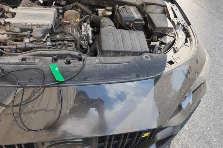 Used GAC Trumpchi EMPOW 2021 270T DCT J16 Version Engine Bay Left