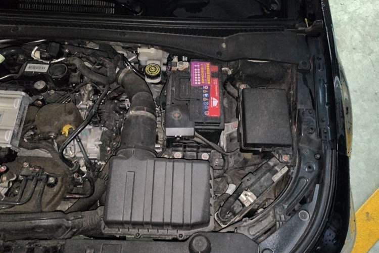 Used GAC Trumpchi EMPOW 2021 270T DCT J15 Version Engine Bay Left