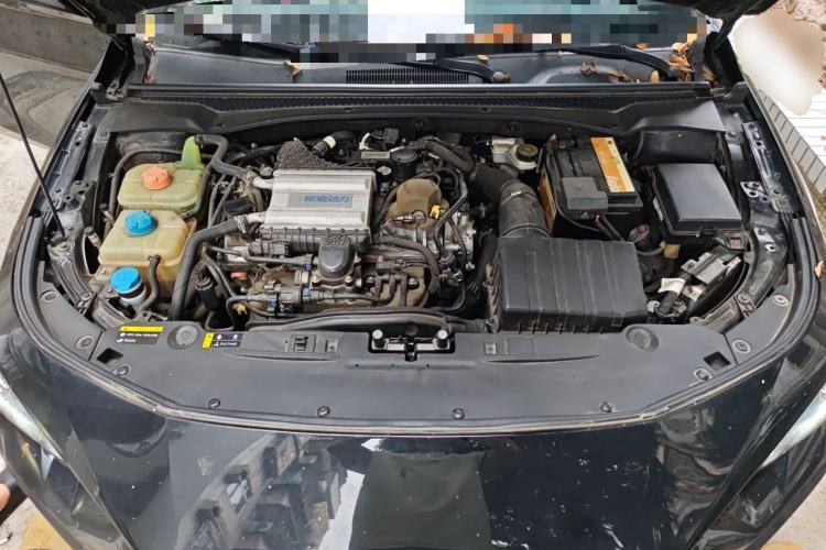 Used GAC Trumpchi EMPOW 2021 270T DCT J15 Version Engine Bay