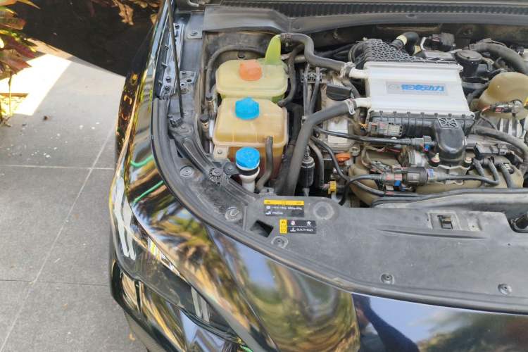 Used GAC Trumpchi EMPOW 2021 270T DCT J16 Version Engine Bay Right