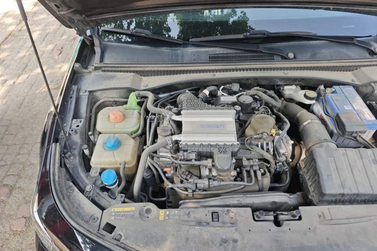 Used GAC Trumpchi EMPOW 2021 270T DCT J16 Version Engine Bay Right