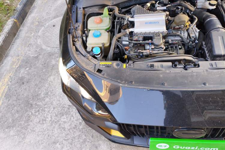 Used GAC Trumpchi EMPOW 2021 270T DCT J16 Version Engine Bay Right