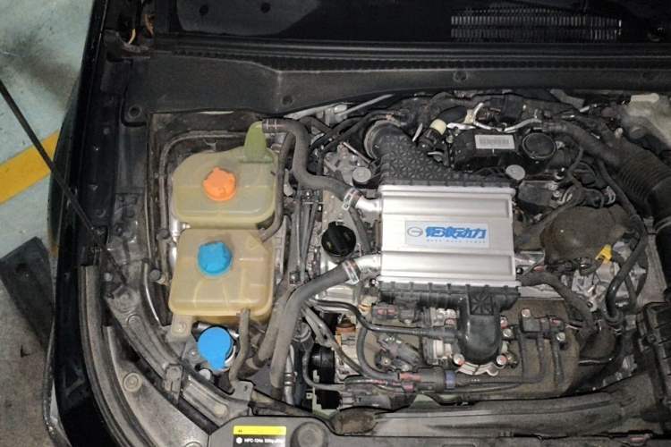 Used GAC Trumpchi EMPOW 2021 270T DCT J15 Version Engine Bay Right