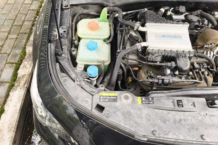 Used GAC Trumpchi EMPOW 2021 270T DCT J16 Version Engine Bay Right