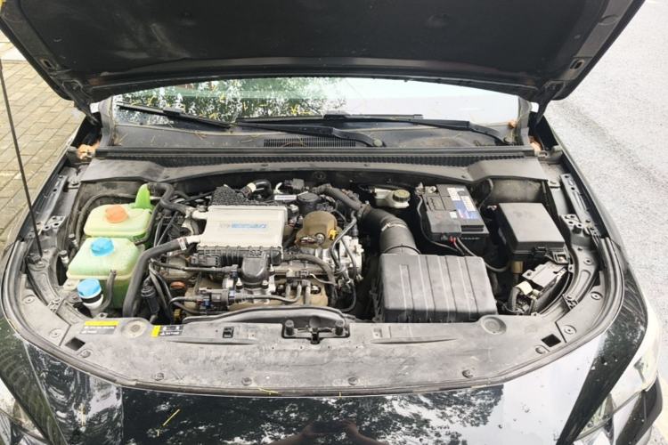Used GAC Trumpchi EMPOW 2021 270T DCT J16 Version Engine Bay