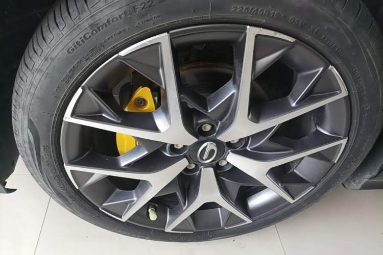 Used GAC Trumpchi EMPOW 2021 270T DCT J15 Version Exterior 4