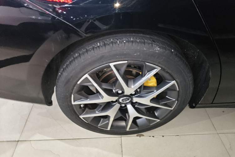 Used GAC Trumpchi EMPOW 2021 270T DCT J16 Version Exterior 5
