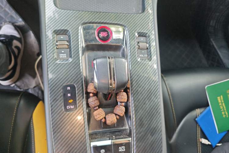 Used GAC Trumpchi EMPOW 2021 270T DCT J16 Version Gear Lever