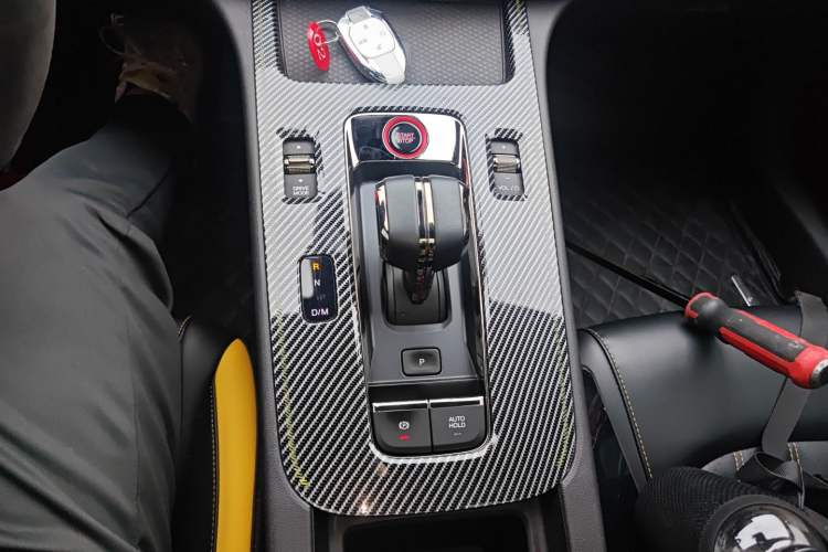 Used GAC Trumpchi EMPOW 2021 270T DCT J16 Version Gear Lever