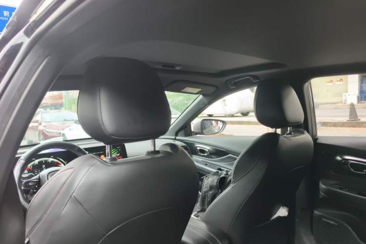 Used GAC Trumpchi EMPOW 2021 270T DCT J16 Version Headliner