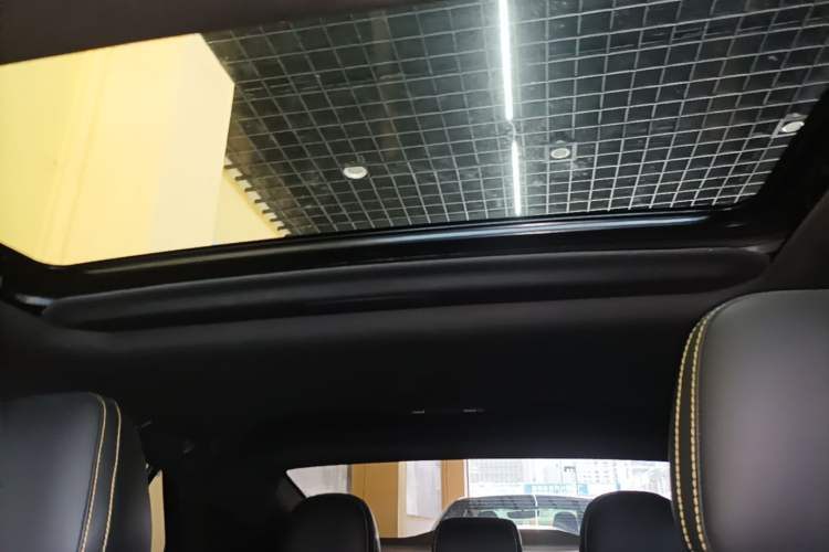 Used GAC Trumpchi EMPOW 2021 270T DCT J15 Version Headliner