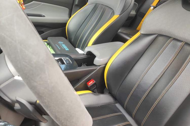 Used GAC Trumpchi EMPOW 2021 270T DCT J16 Version Left Front Seat
