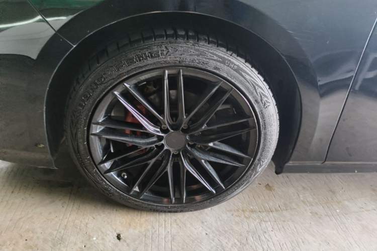 Used GAC Trumpchi EMPOW 2021 270T DCT J11 Version Left Front Wheel Hub