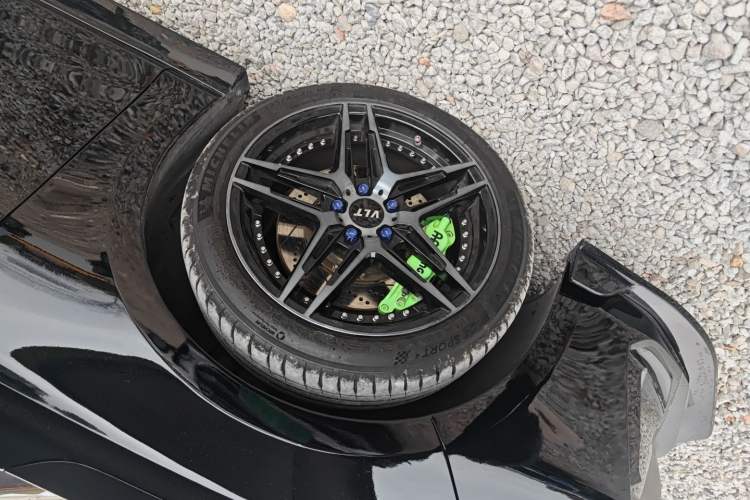 Used GAC Trumpchi EMPOW 2021 270T DCT J16 Version Left Front Wheel Hub
