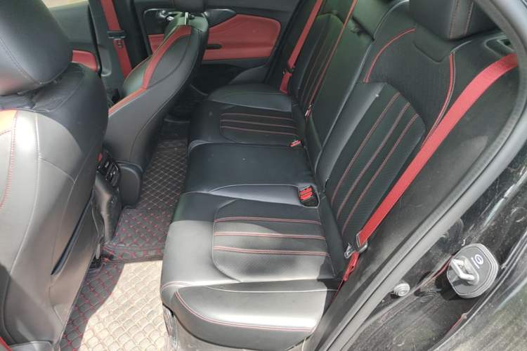 Used GAC Trumpchi EMPOW 2021 270T DCT J16 Version Left Rear Seat
