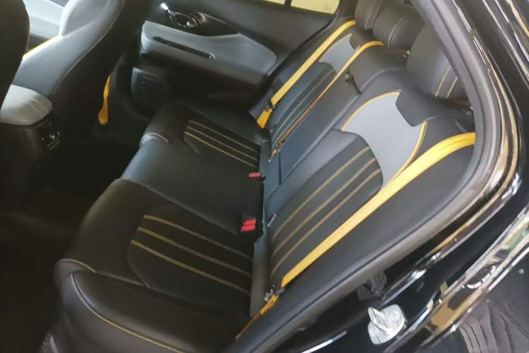 Used GAC Trumpchi EMPOW 2021 270T DCT J15 Version Left Rear Seat